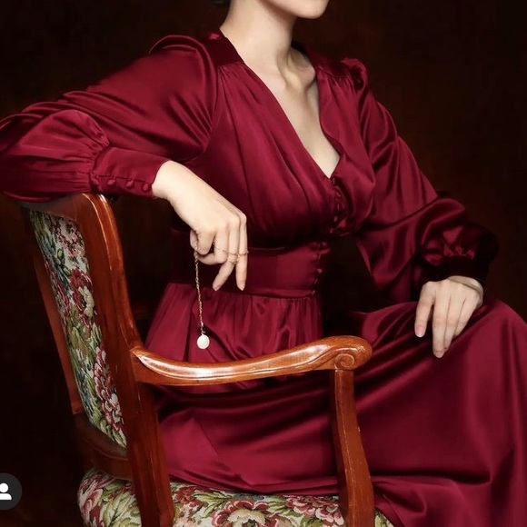 Red Bordeaux Silk Vintage Inspired Gown from Gaala Paris - Picture 2 of 6